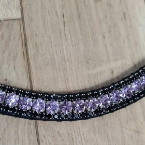 Frontal à strass noir et parme