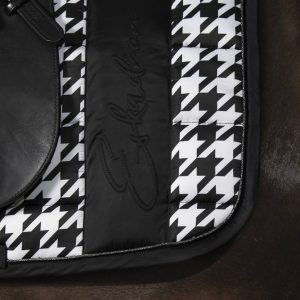 Tapis Big Square Glossy Essence 2022 - Eskadron