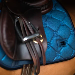 Tapis Glimmer Blue Meadow MIXTE - Equestrian Stockholm