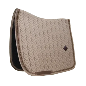 Tapis Velvet Pearl Beige DRESSAGE - KENTUCKY