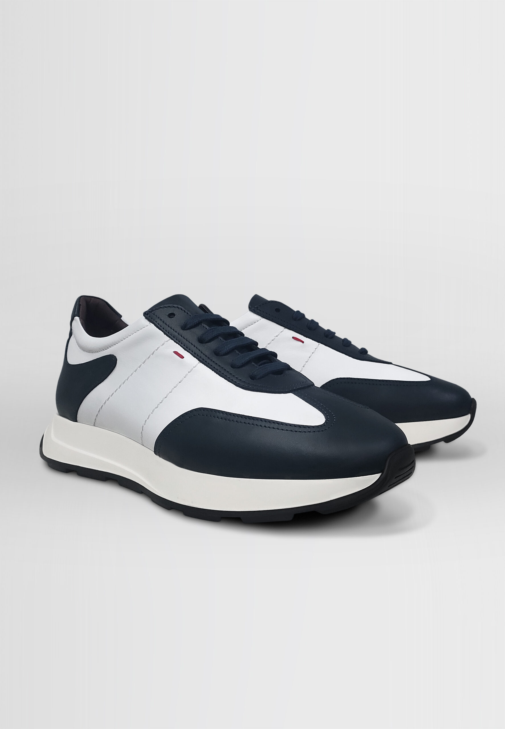 Sneakers Bicolores Navy & Blanc