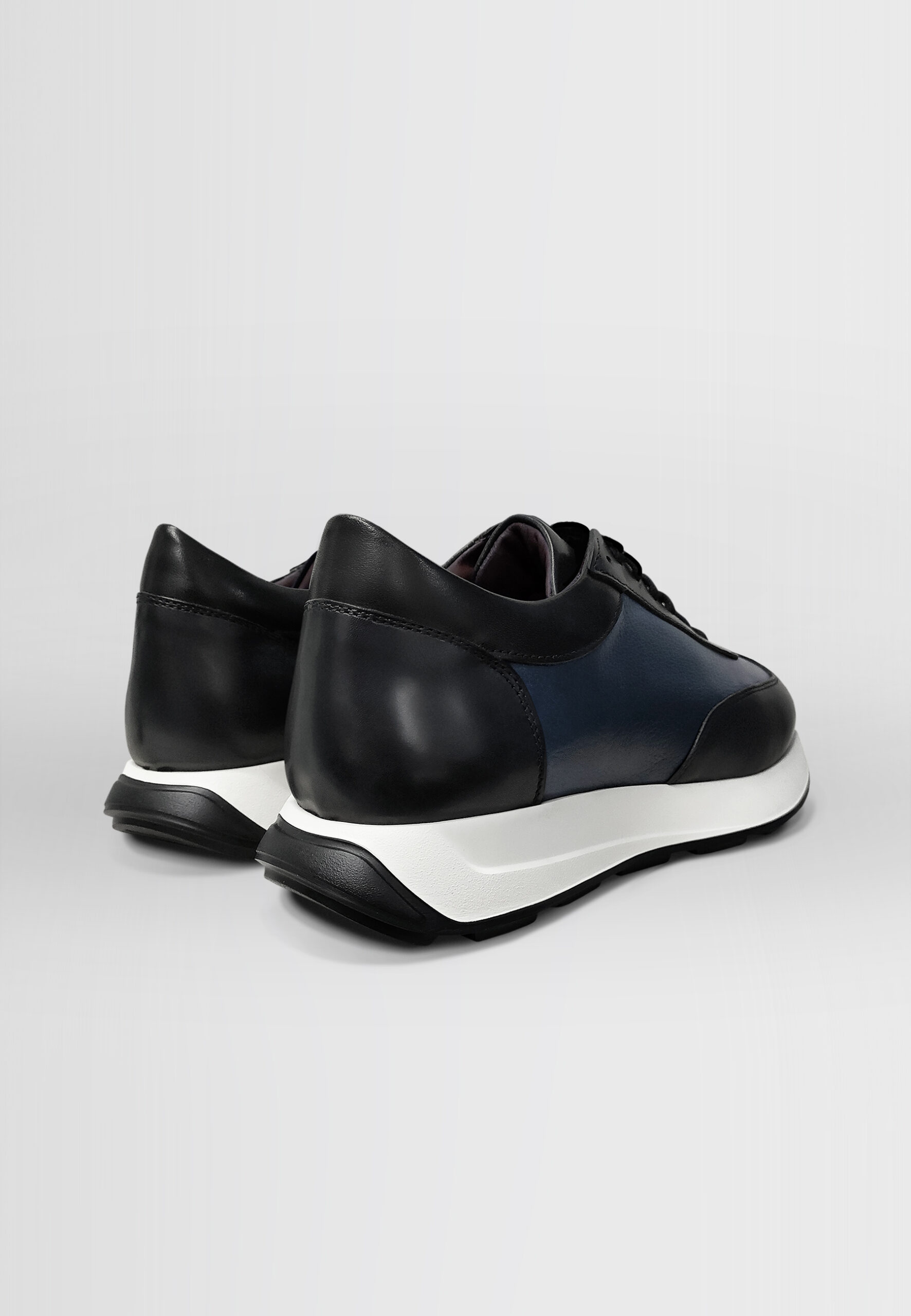 Sneakers Bicolores Navy & Noir – Image 3